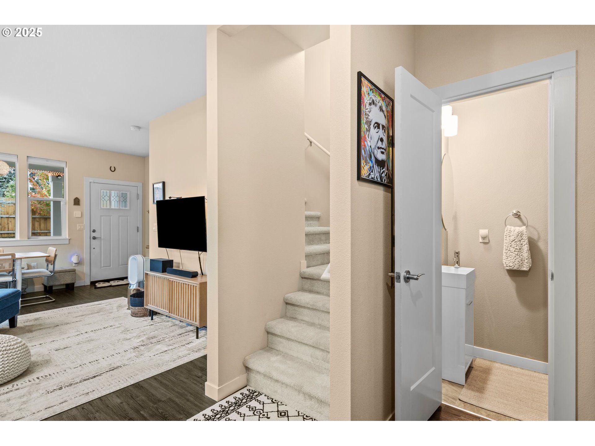 116 Northeast 109th Avenue, Unit A5 Portland, OR 97220 - Photo 23 of 46 a view of a living room