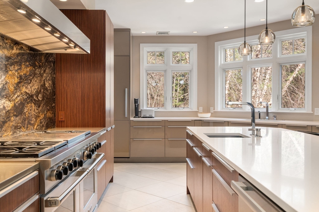 188 Glezen Lane Wayland, MA 01778 - Photo 8 of 39