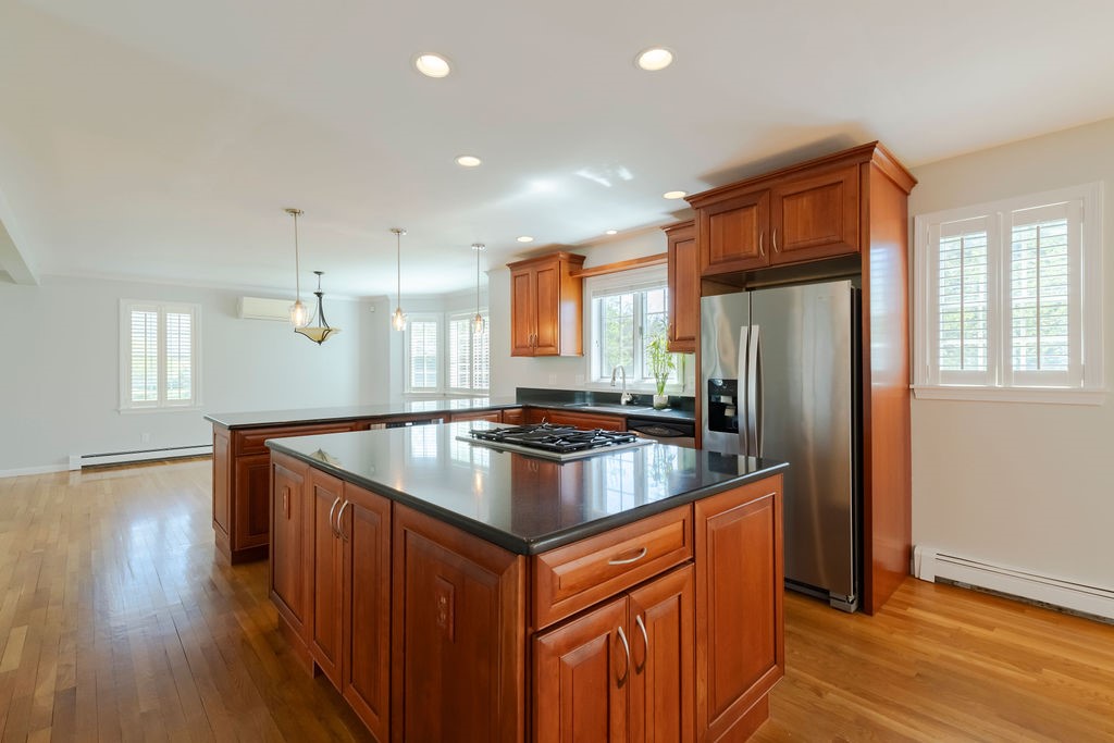 141 Meadow Lane Middletown, RI 02842 - Photo 13 of 50