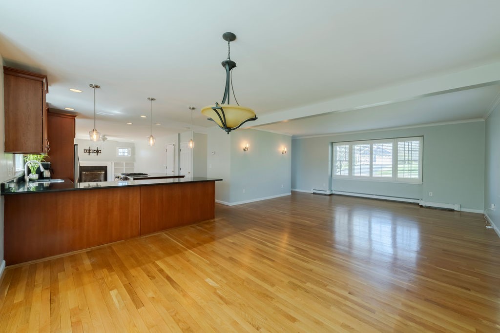 141 Meadow Lane Middletown, RI 02842 - Photo 17 of 50
