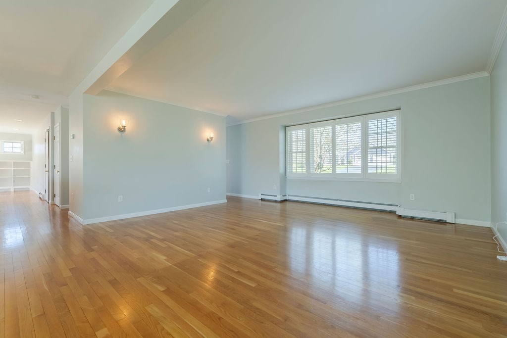 141 Meadow Lane Middletown, RI 02842 - Photo 21 of 50