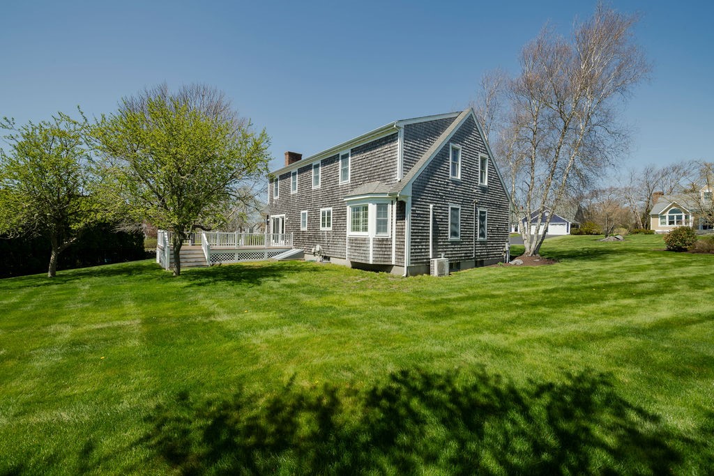 141 Meadow Lane Middletown, RI 02842 - Photo 3 of 50
