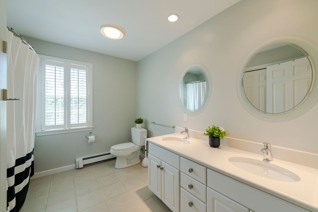 141 Meadow Lane Middletown, RI 02842 - Photo 36 of 50