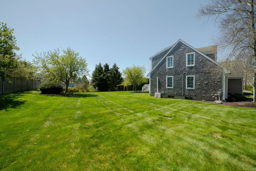 141 Meadow Lane Middletown, RI 02842 - Photo 4 of 50