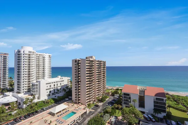 $8,000 | 4100 North Ocean Drive, Unit 1501, Singer Island, FL 33404