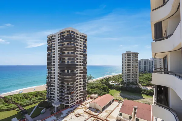 $8,000 | 4100 North Ocean Drive, Unit 1501, Singer Island, FL 33404
