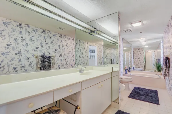 $8,000 | 4100 North Ocean Drive, Unit 1501, Singer Island, FL 33404
