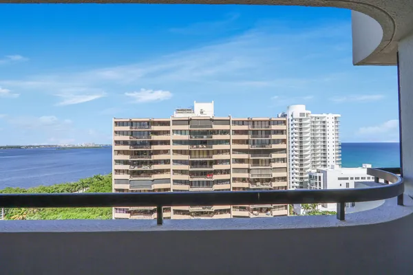 $8,000 | 4100 North Ocean Drive, Unit 1501, Singer Island, FL 33404