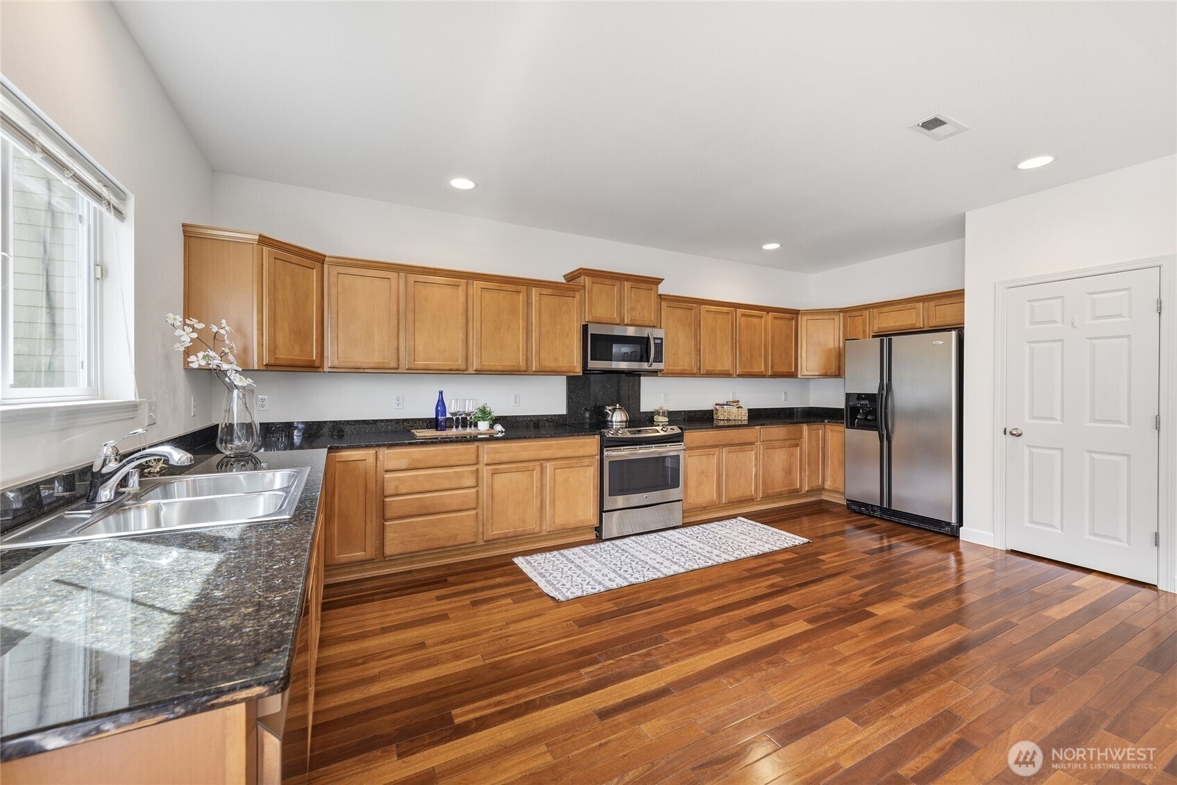 23031 27th Drive Southeast Bothell, WA 98021 - Photo 13 of 30