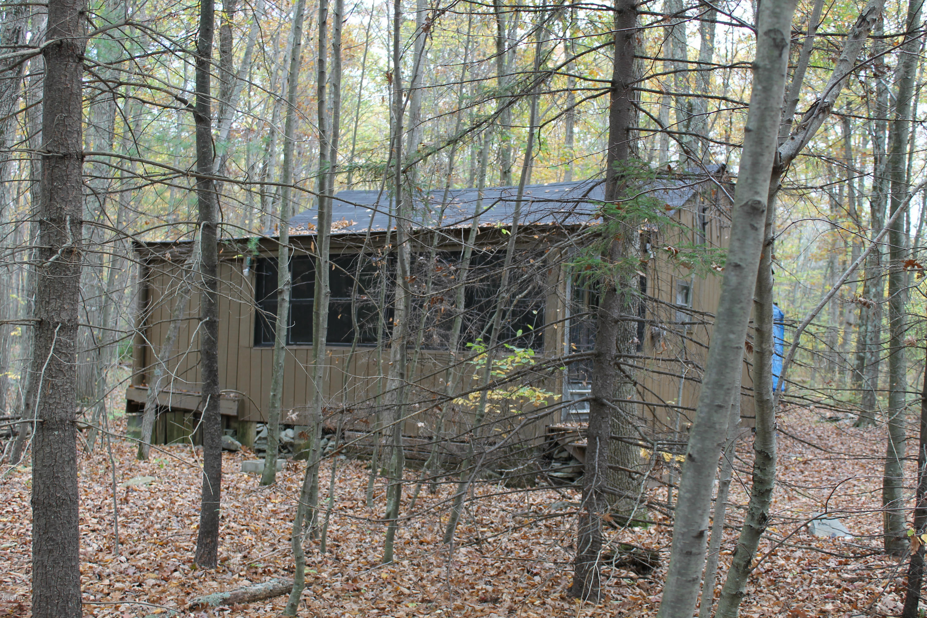 121 Outlet Road Dingmans Ferry, PA 18328 - Photo 15 of 19