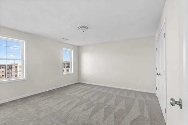 $639,900 | 393-7 Court Street, Unit 7, Plymouth, MA 02360