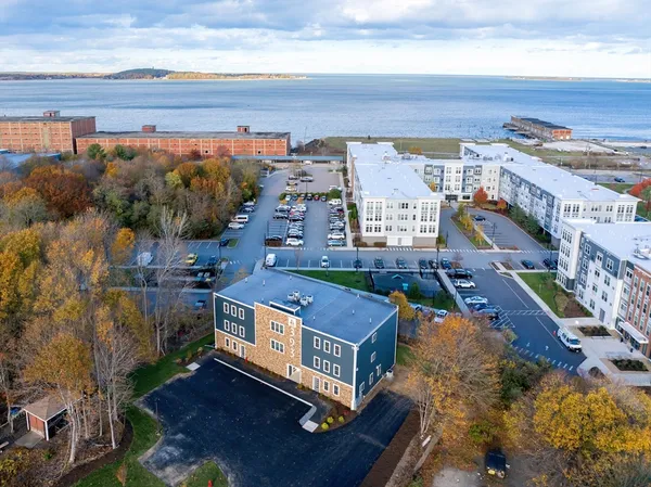 $639,900 | 393-7 Court Street, Unit 7, Plymouth, MA 02360