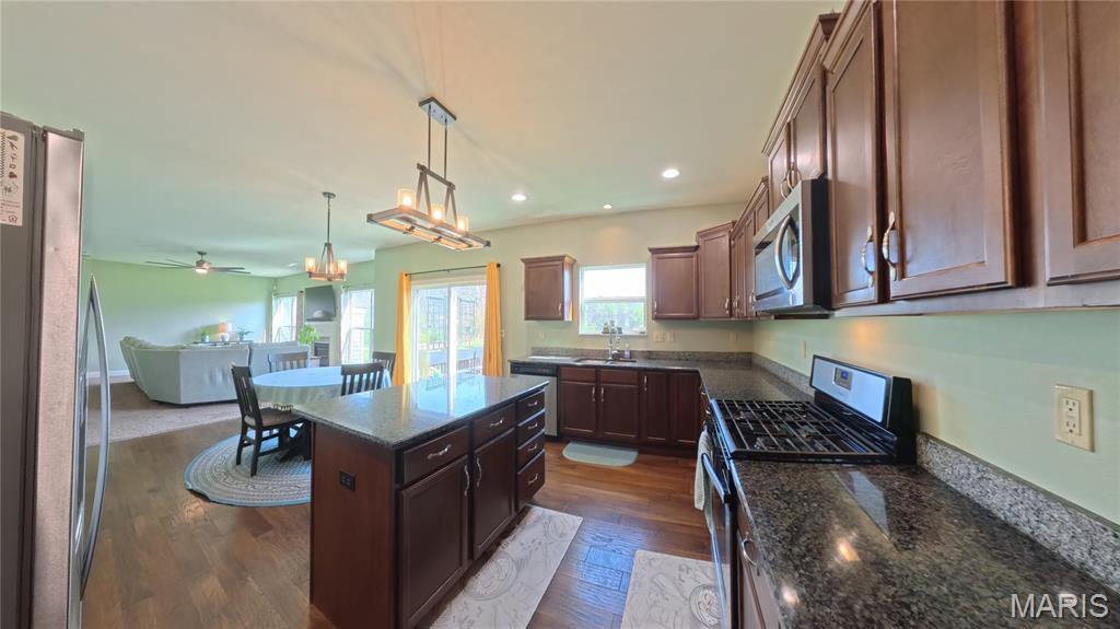 1402 Miami Court O'Fallon, IL 62269 - Photo 22 of 55