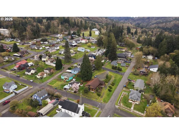 $499,000 | 407 East 2nd Street, Rainier, OR 97048