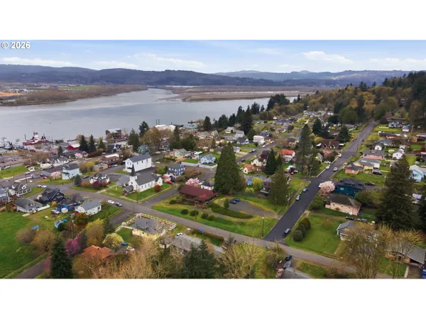 $499,000 | 407 East 2nd Street, Rainier, OR 97048