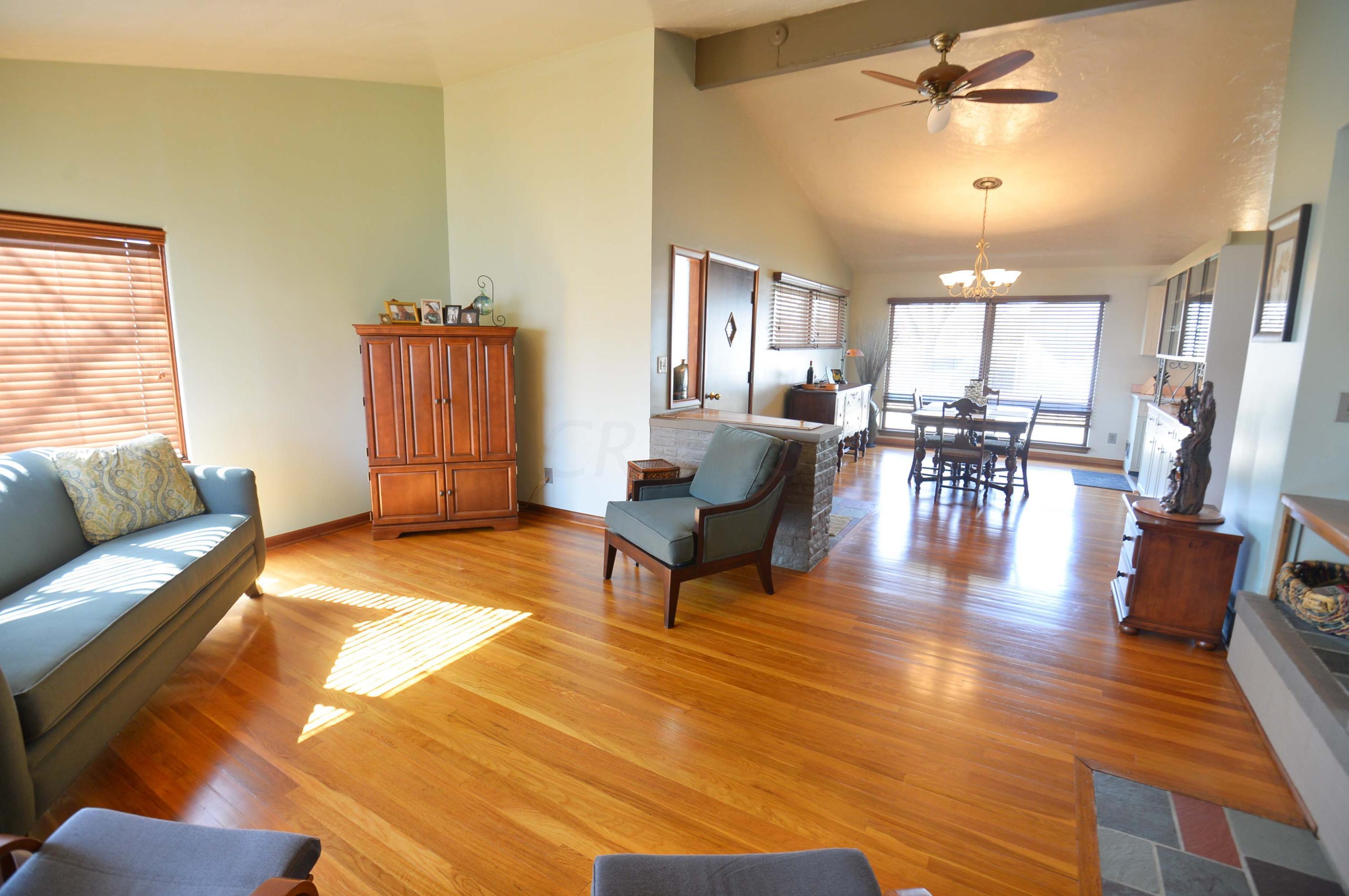 3106 Whitehead Road Columbus, OH 43204 - Photo 3 of 34 Gallery Image 3
