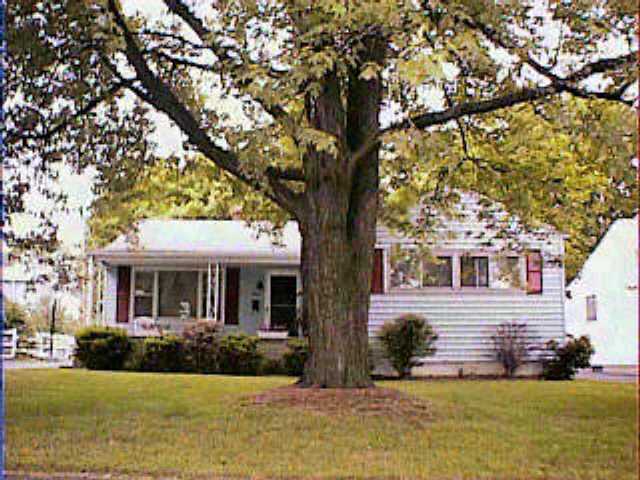 861 Enfield Road Columbus, OH 43209 - Photo 1 of 1