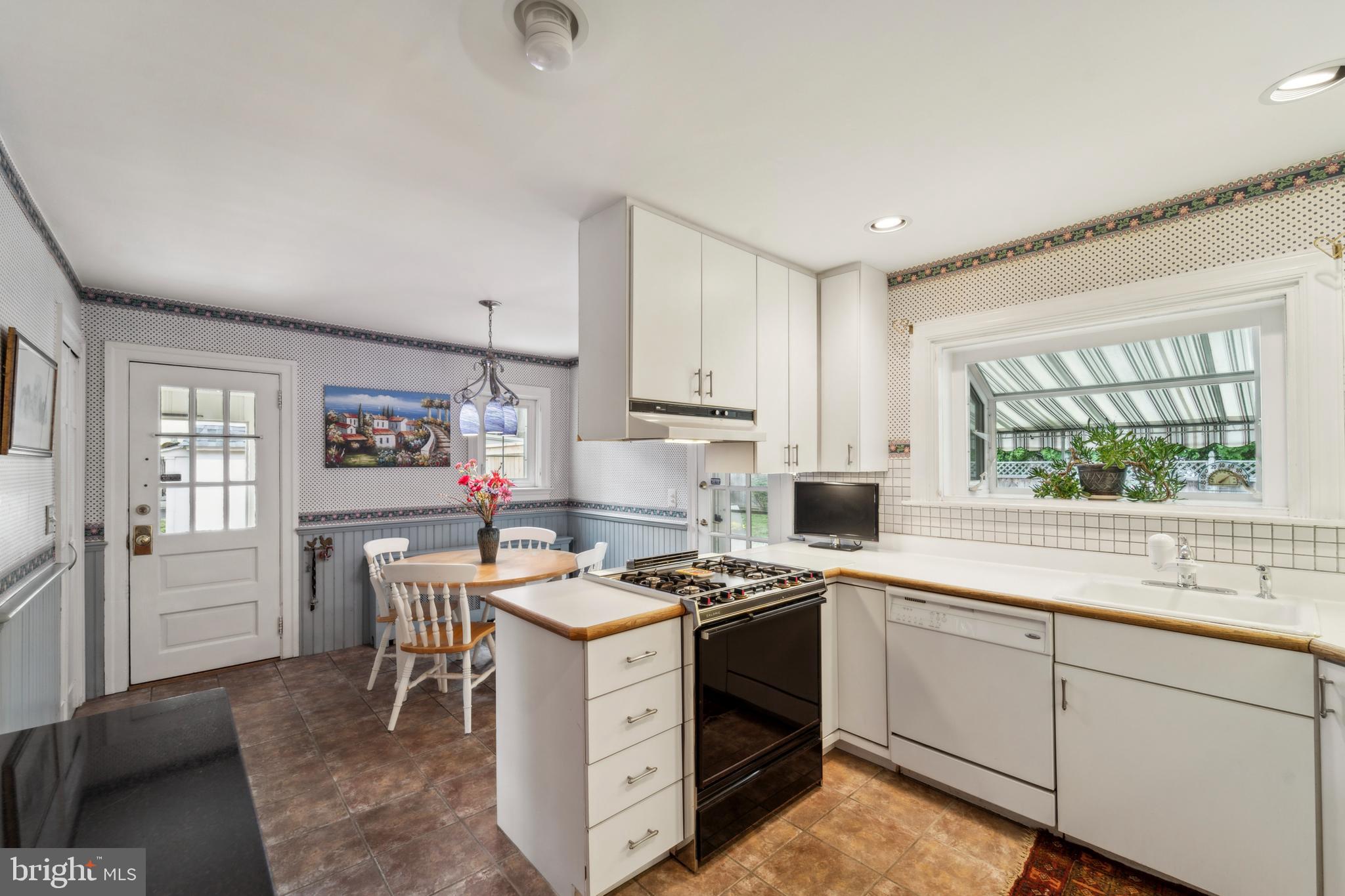 2720 West Darby Road Havertown, PA 19083 - Photo 17 of 44 Gallery Image 17