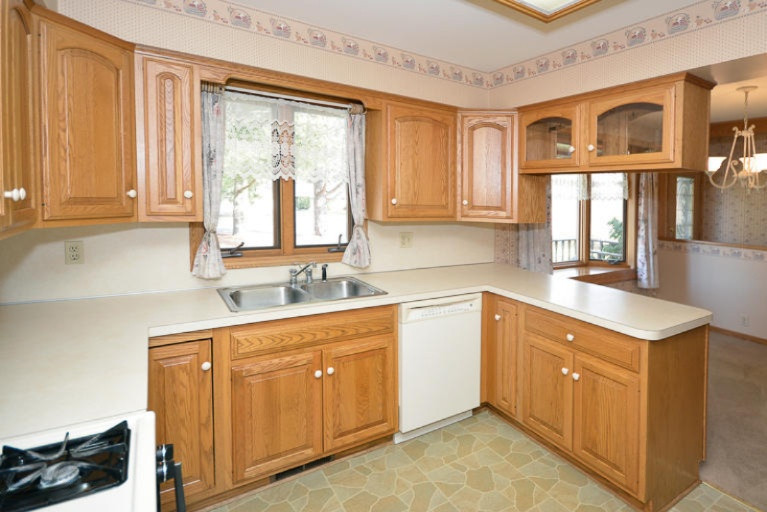 6511 Ravine Road Kalamazoo, MI 49009 - Photo 5 of 25 6511Ravine_09
