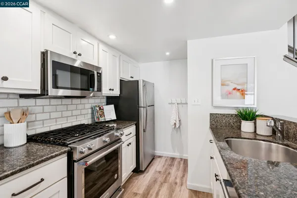 $495,000 | 809 Villa Lane, Unit 2, Moraga, CA 94556