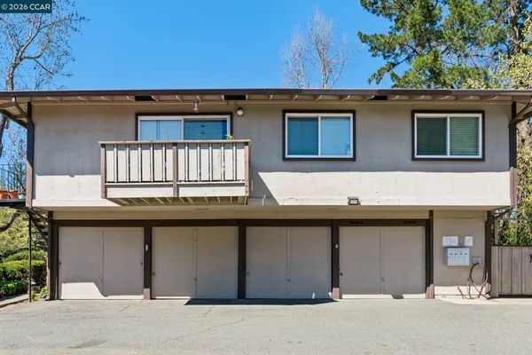$495,000 | 809 Villa Lane, Unit 2, Moraga, CA 94556