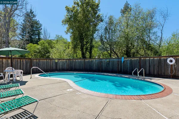 $495,000 | 809 Villa Lane, Unit 2, Moraga, CA 94556