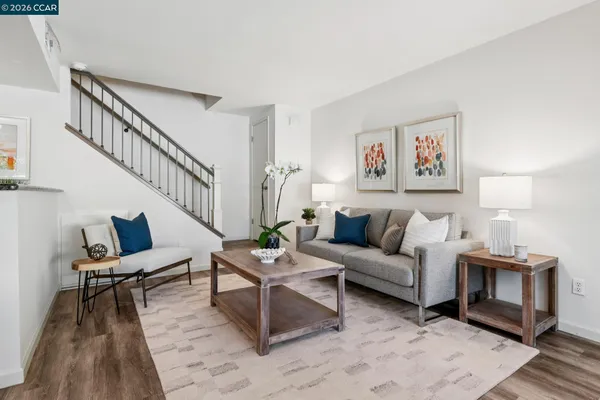 $495,000 | 809 Villa Lane, Unit 2, Moraga, CA 94556