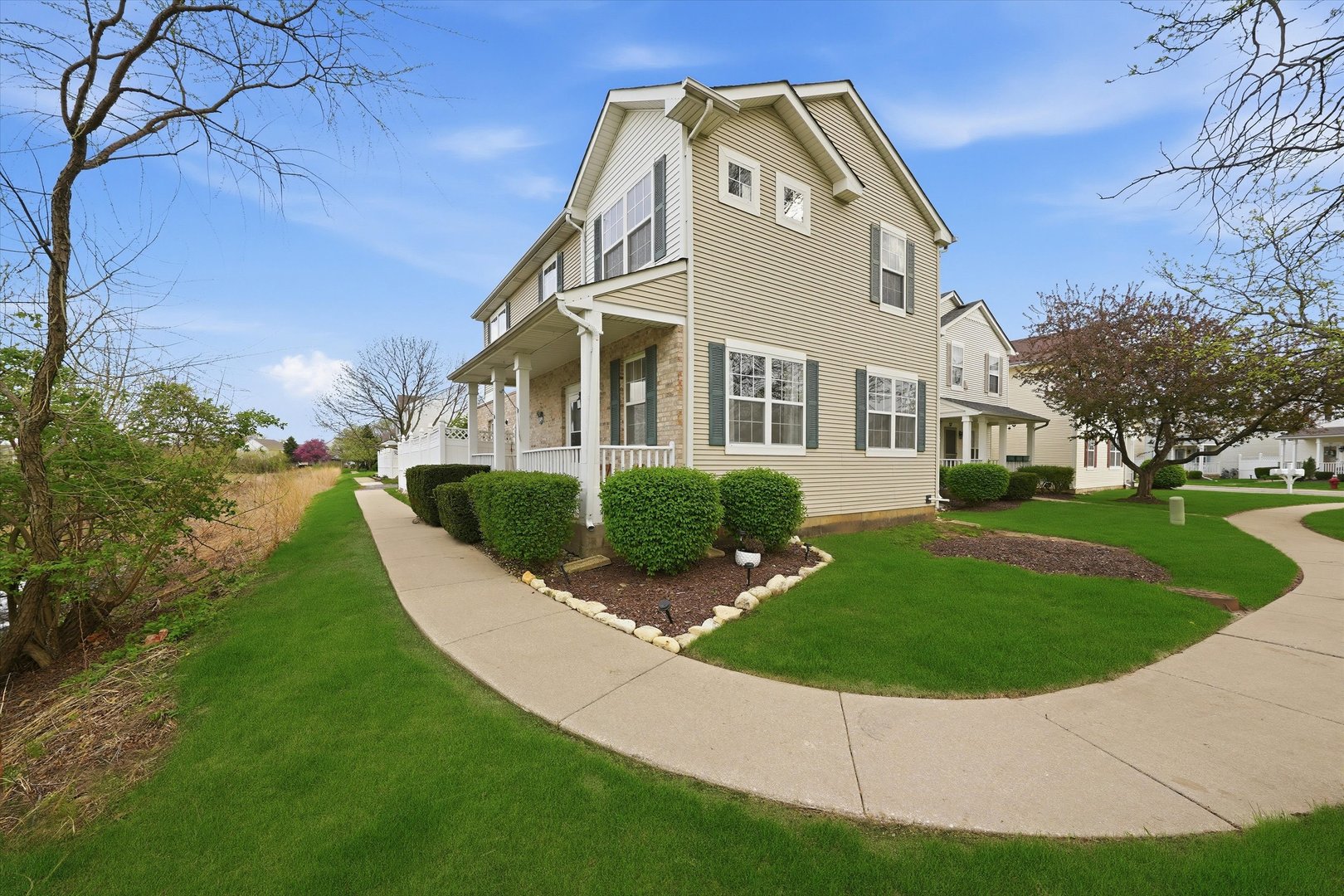 39 Freesia Drive Romeoville, IL 60446 - Photo 2 of 51 Gallery Image 2