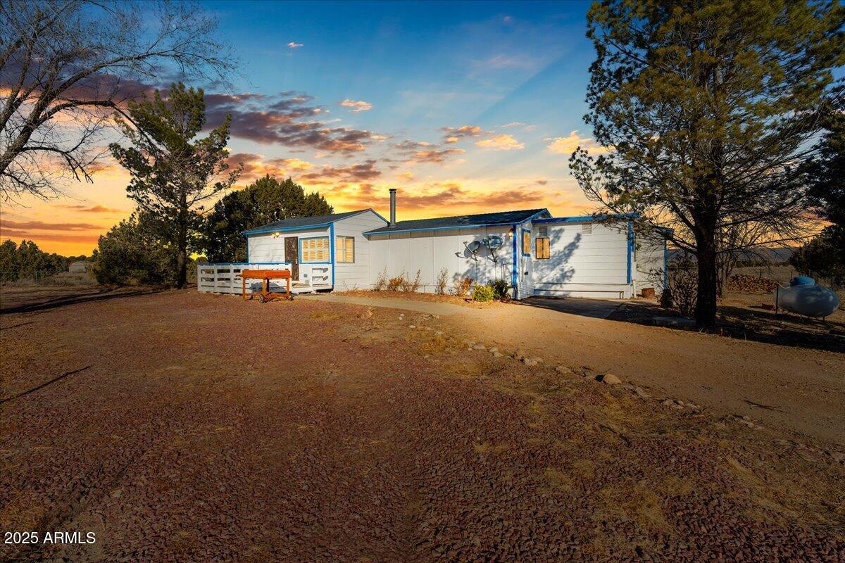 22990 North Post Road Paulden, AZ 86334 - Photo 1 of 30 01-Welcome Home Dusk