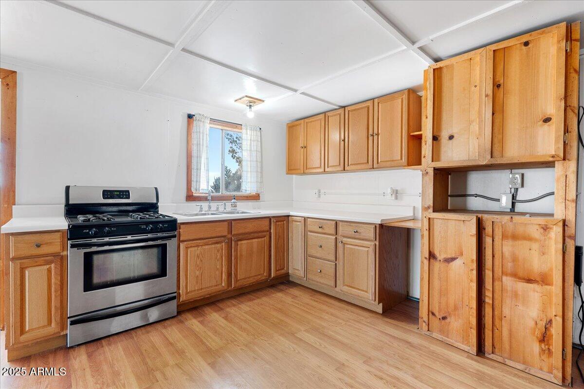 22990 North Post Road Paulden, AZ 86334 - Photo 16 of 30 16-Kitchen