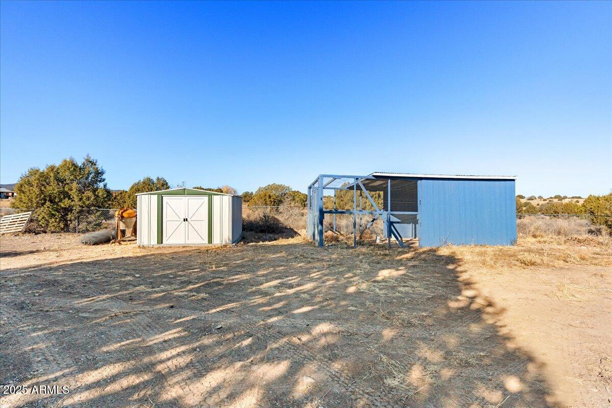 22990 North Post Road Paulden, AZ 86334 - Photo 18 of 30 18-Backyard Storage and Coop