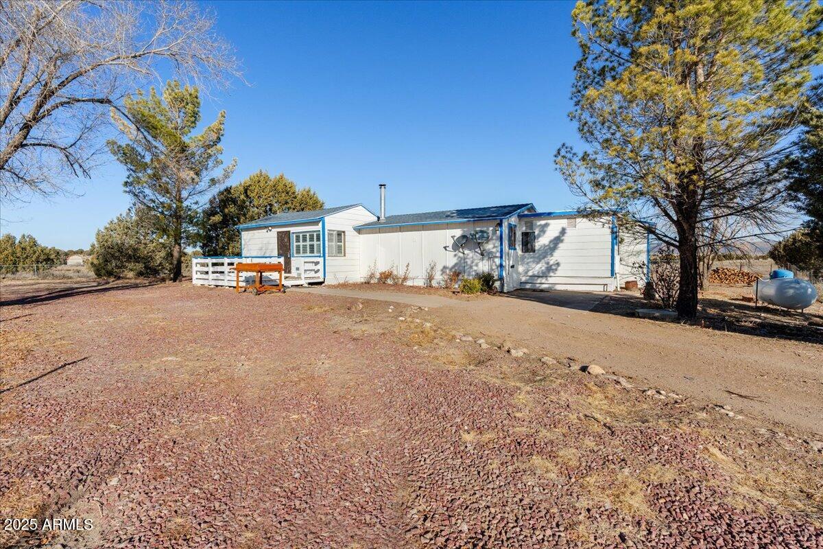 22990 North Post Road Paulden, AZ 86334 - Photo 2 of 30 02-Welcome Home