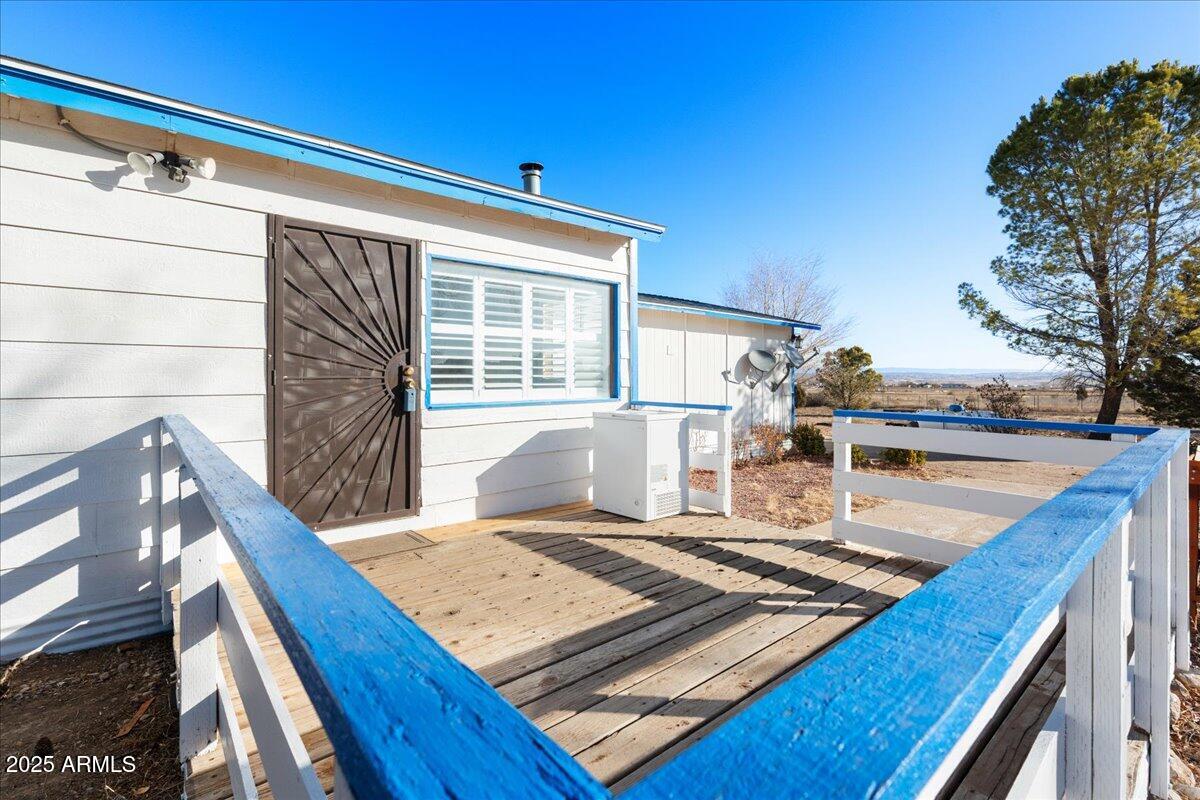 22990 North Post Road Paulden, AZ 86334 - Photo 3 of 30 03-Front Deck