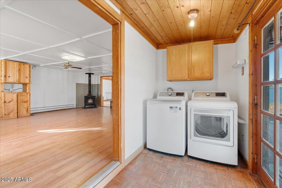 22990 North Post Road Paulden, AZ 86334 - Photo 10 of 30 10-Laundry Room