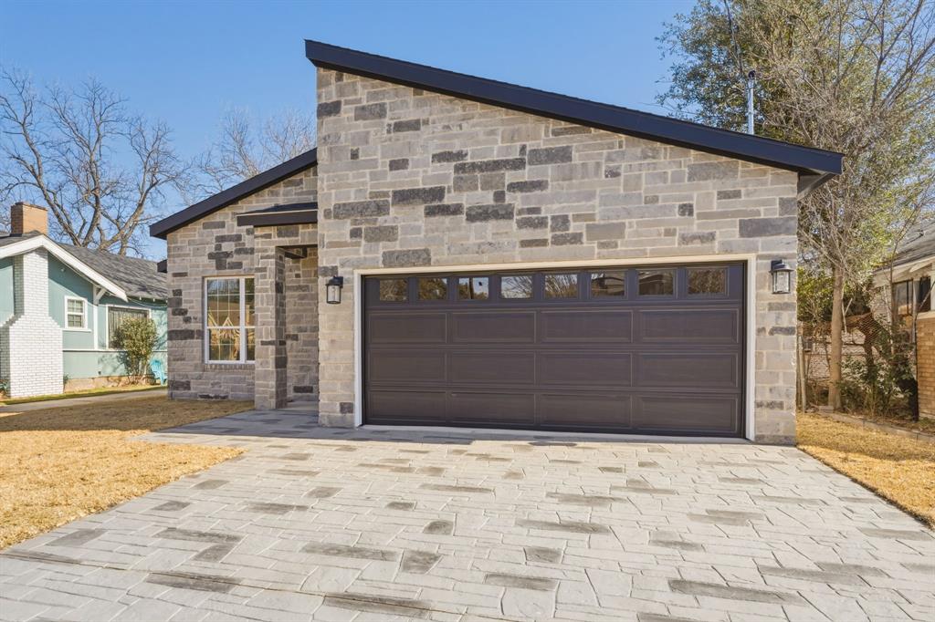 1726 Driskell Street Dallas, TX 75215 - Photo 3 of 39