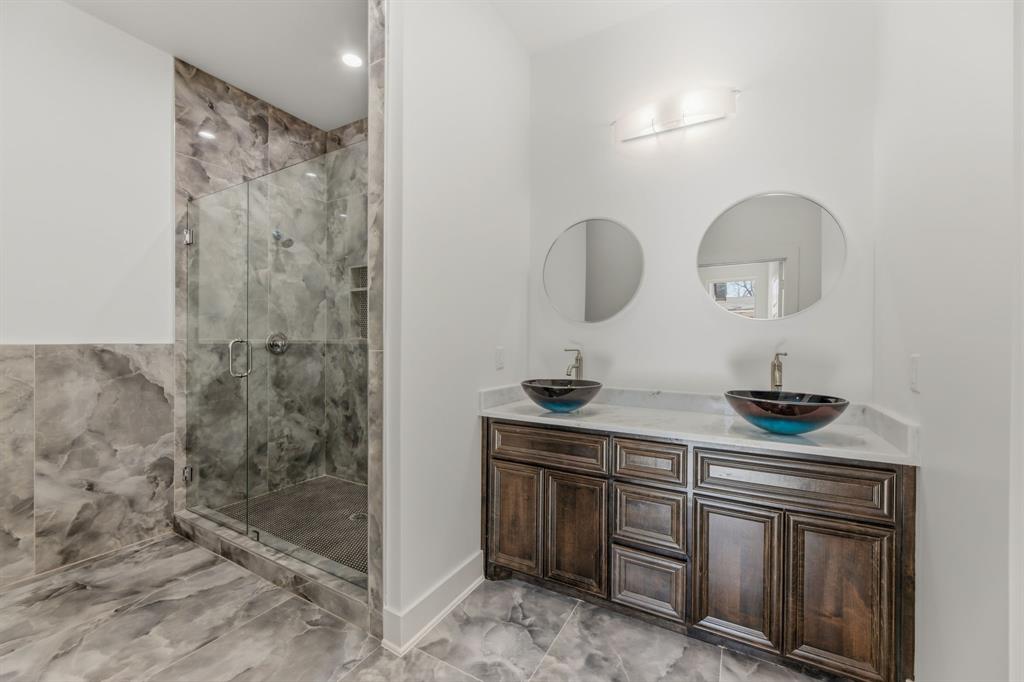 1726 Driskell Street Dallas, TX 75215 - Photo 32 of 39