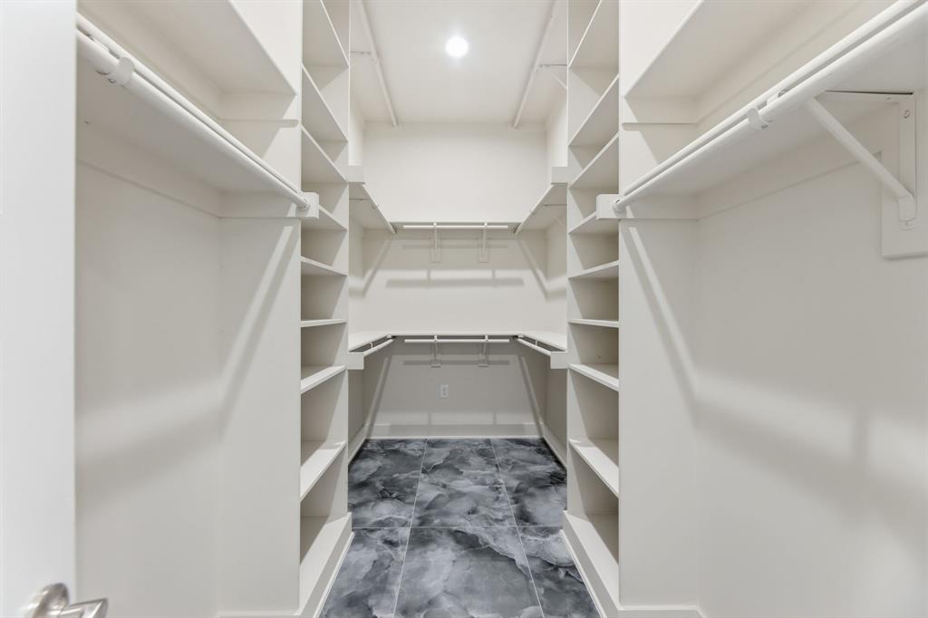 1726 Driskell Street Dallas, TX 75215 - Photo 34 of 39