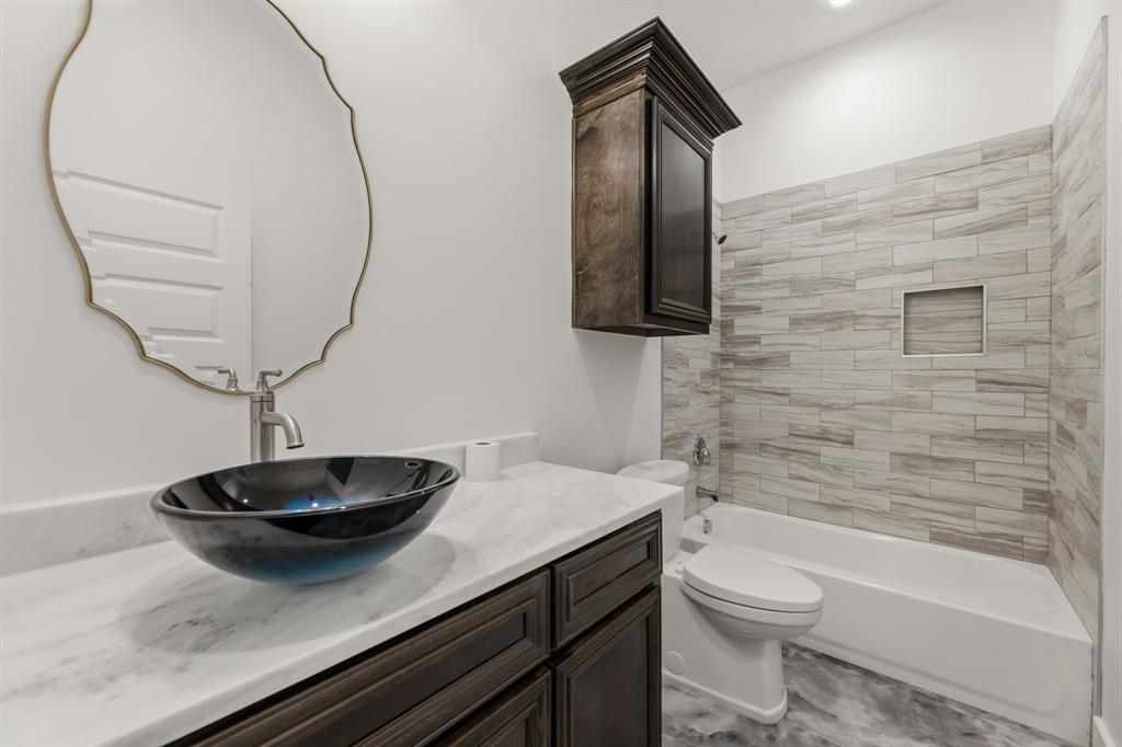 1726 Driskell Street Dallas, TX 75215 - Photo 10 of 39