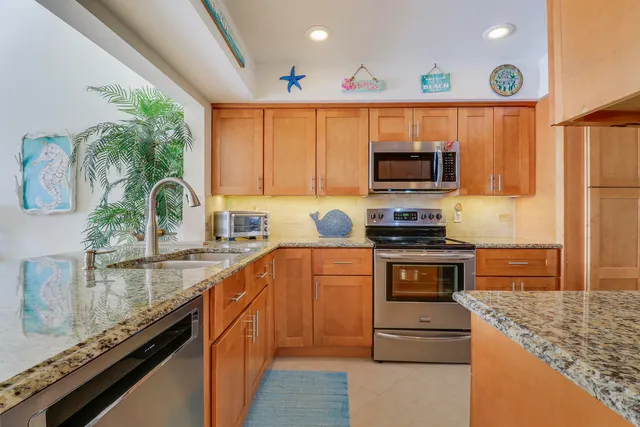 $600,000 | 213 Ocean Dunes Circle, Jupiter, FL 33477