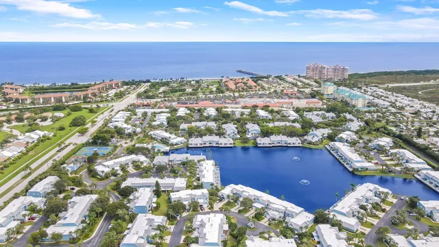 $600,000 | 213 Ocean Dunes Circle, Jupiter, FL 33477