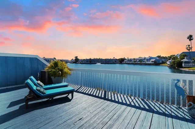 $600,000 | 213 Ocean Dunes Circle, Jupiter, FL 33477