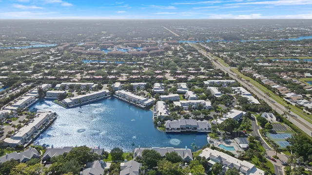 $600,000 | 213 Ocean Dunes Circle, Jupiter, FL 33477