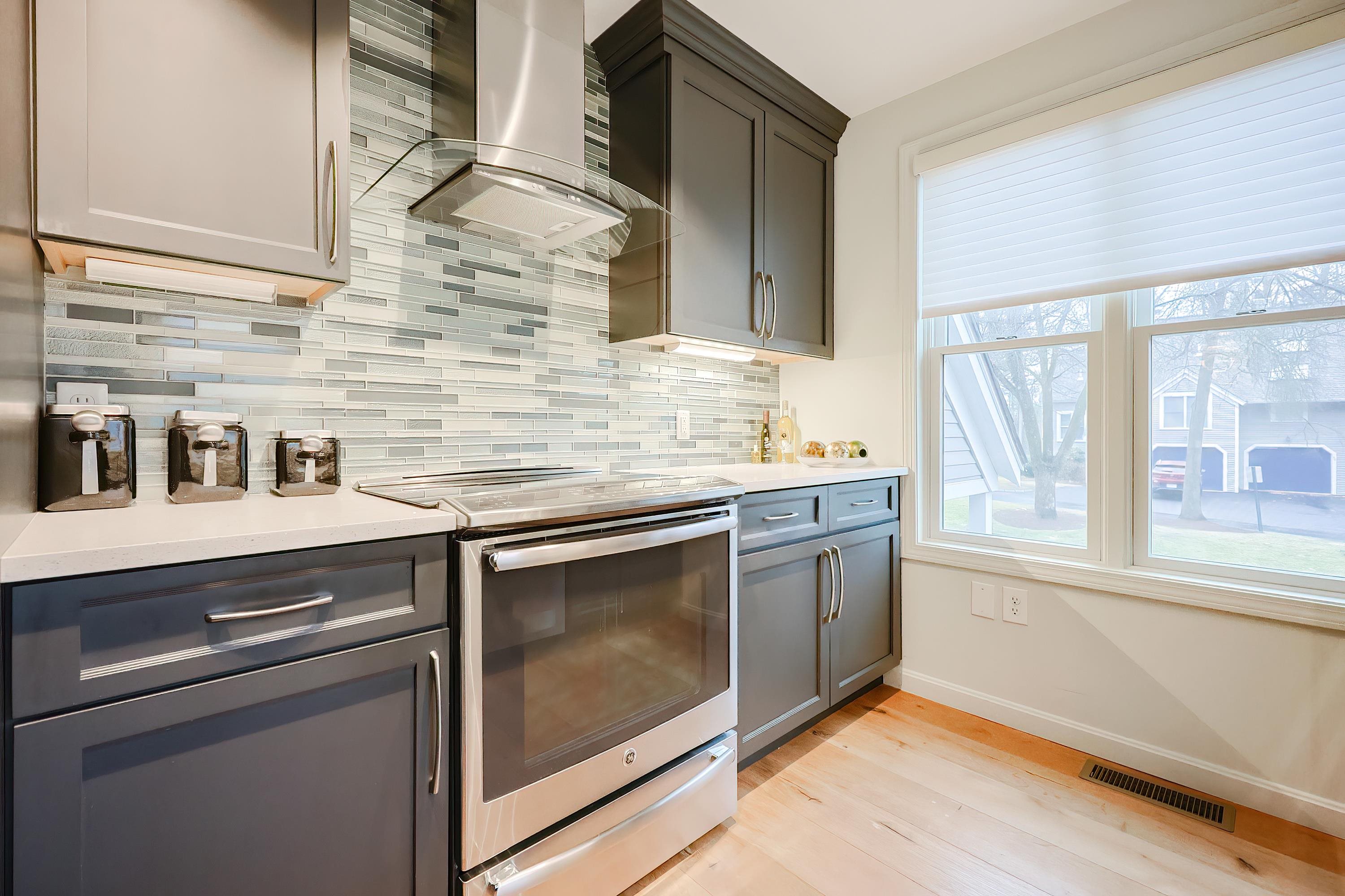 72 Cherry Hollow Road Nashua, NH 03062 - Photo 8 of 57 Gallery Image 8