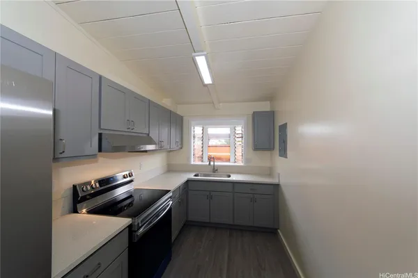 $2,400 | 723 Hoomalimali Street, Pearl City, HI 96782