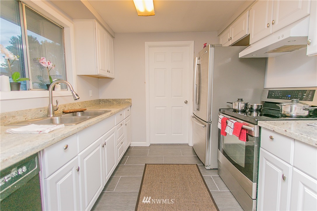 509 North Dale Road Moses Lake, WA 98837 - Photo 2 of 17 Gallery Image 2