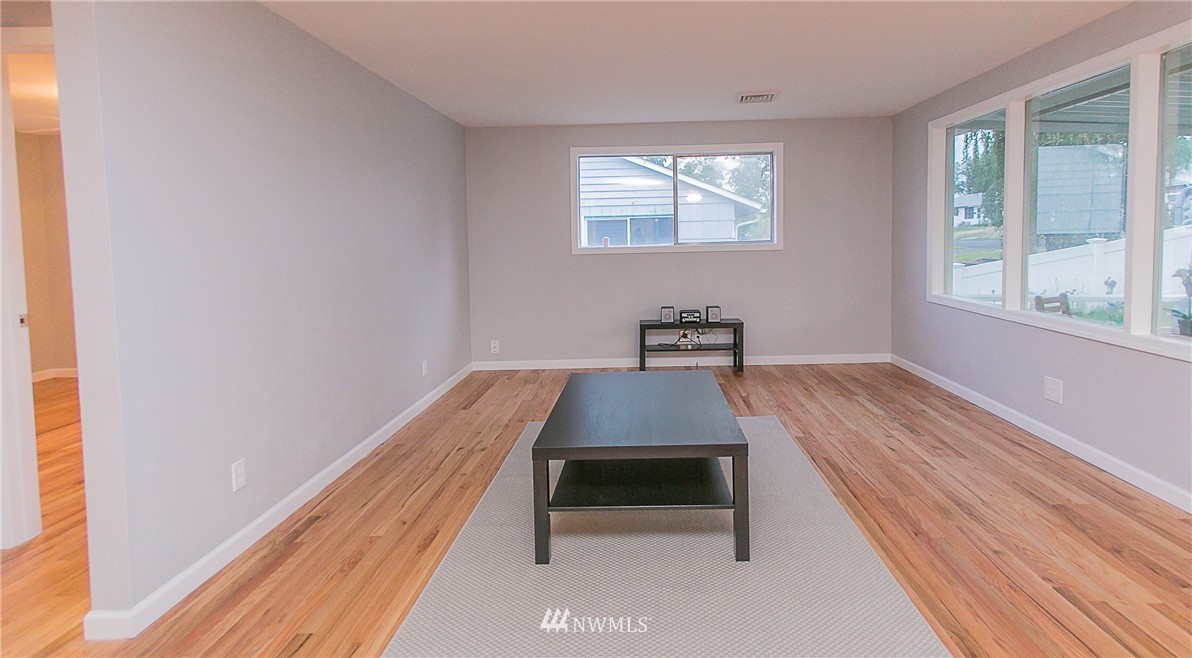 509 North Dale Road Moses Lake, WA 98837 - Photo 5 of 17 Gallery Image 5