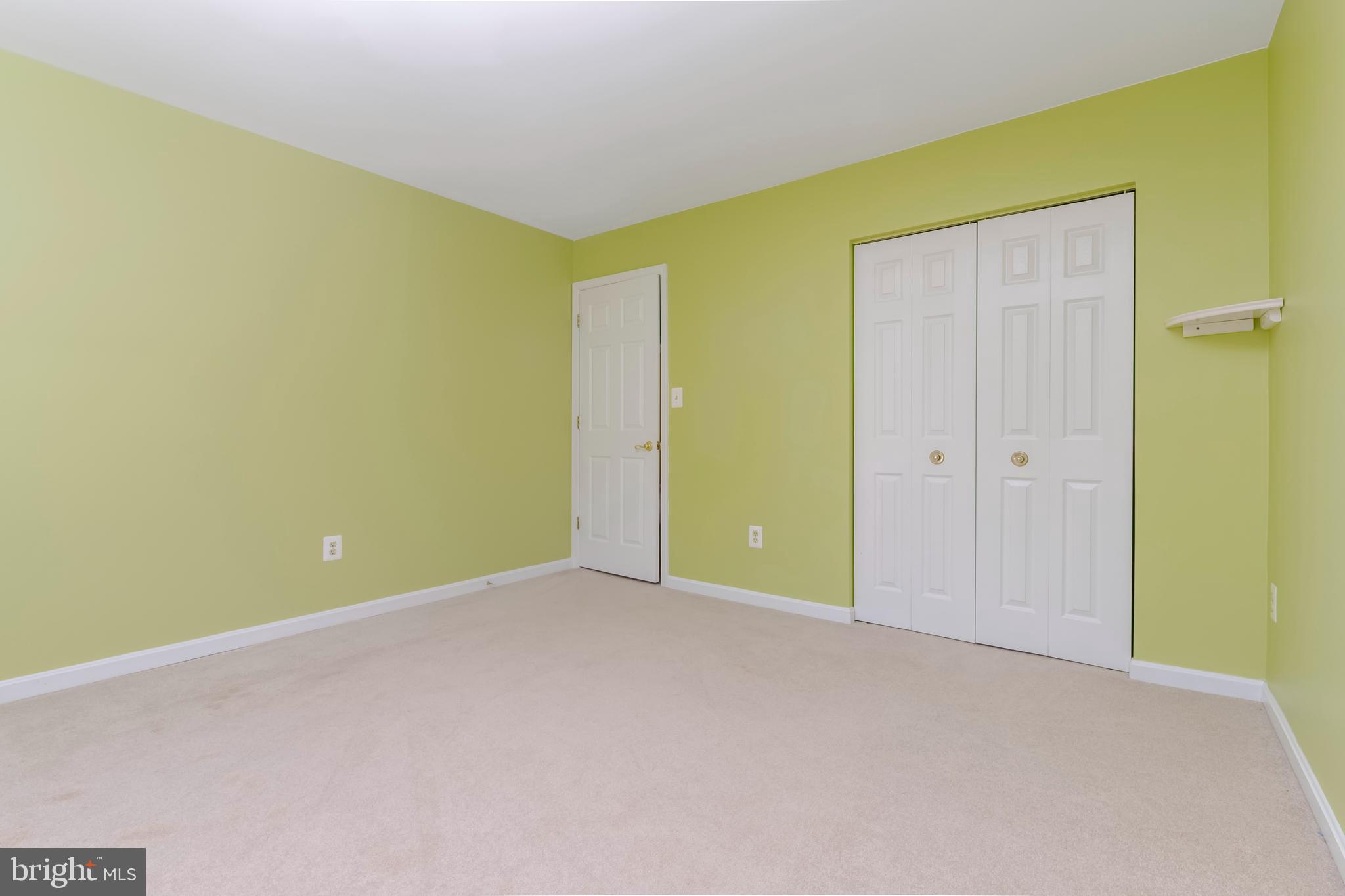 9521 Stoneoak Road Nottingham, MD 21236 - Photo 35 of 55
