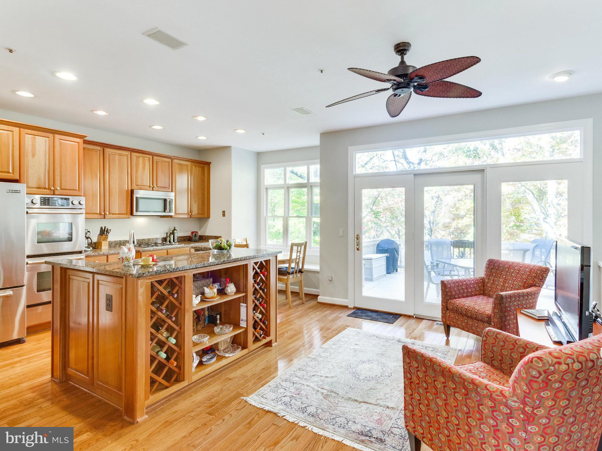 2132 21st Road North Arlington, VA 22201 - Photo 7 of 30 Kitchen