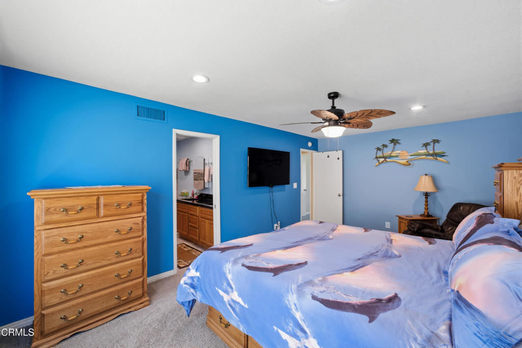 3695 Semple Street Simi Valley, CA 93063 - Photo 19 of 49