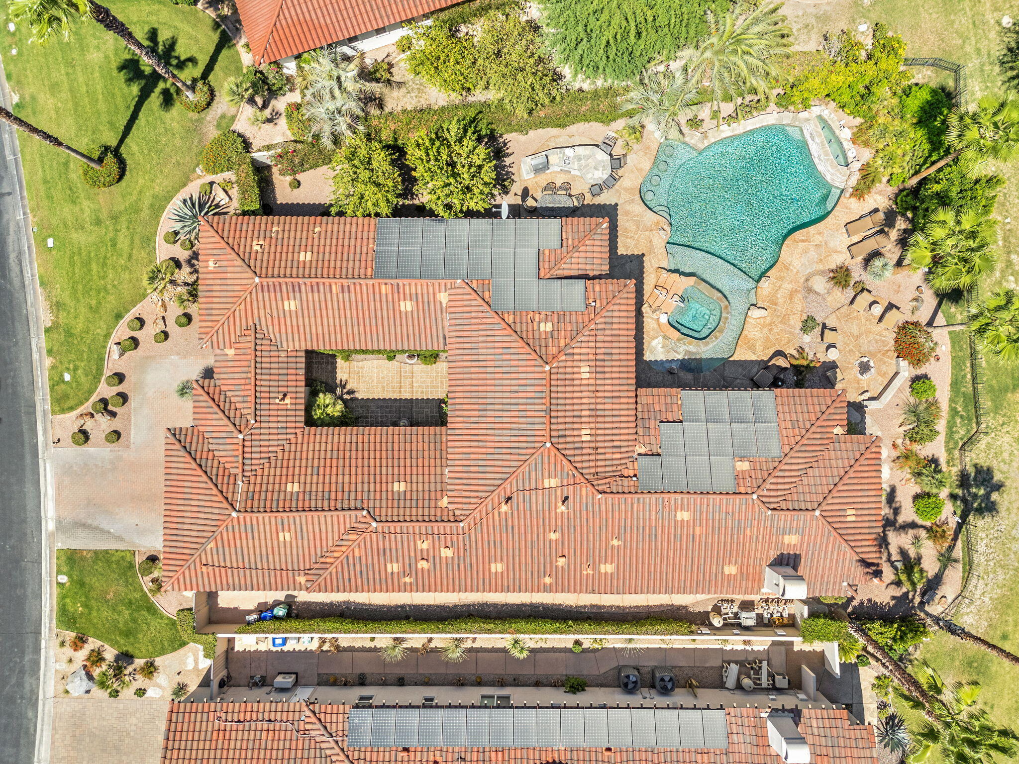321 Loch Lomond Road Rancho Mirage, CA 92270 - Photo 53 of 66 40-web-or-mls-DJI_20260706105550_0096_D
